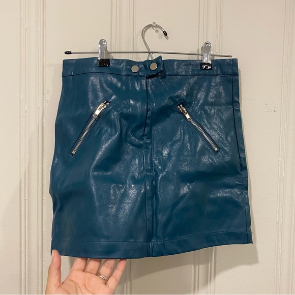 Shinestar Blue Mini Skirt with Zipper Details - Picture 1 of 5
